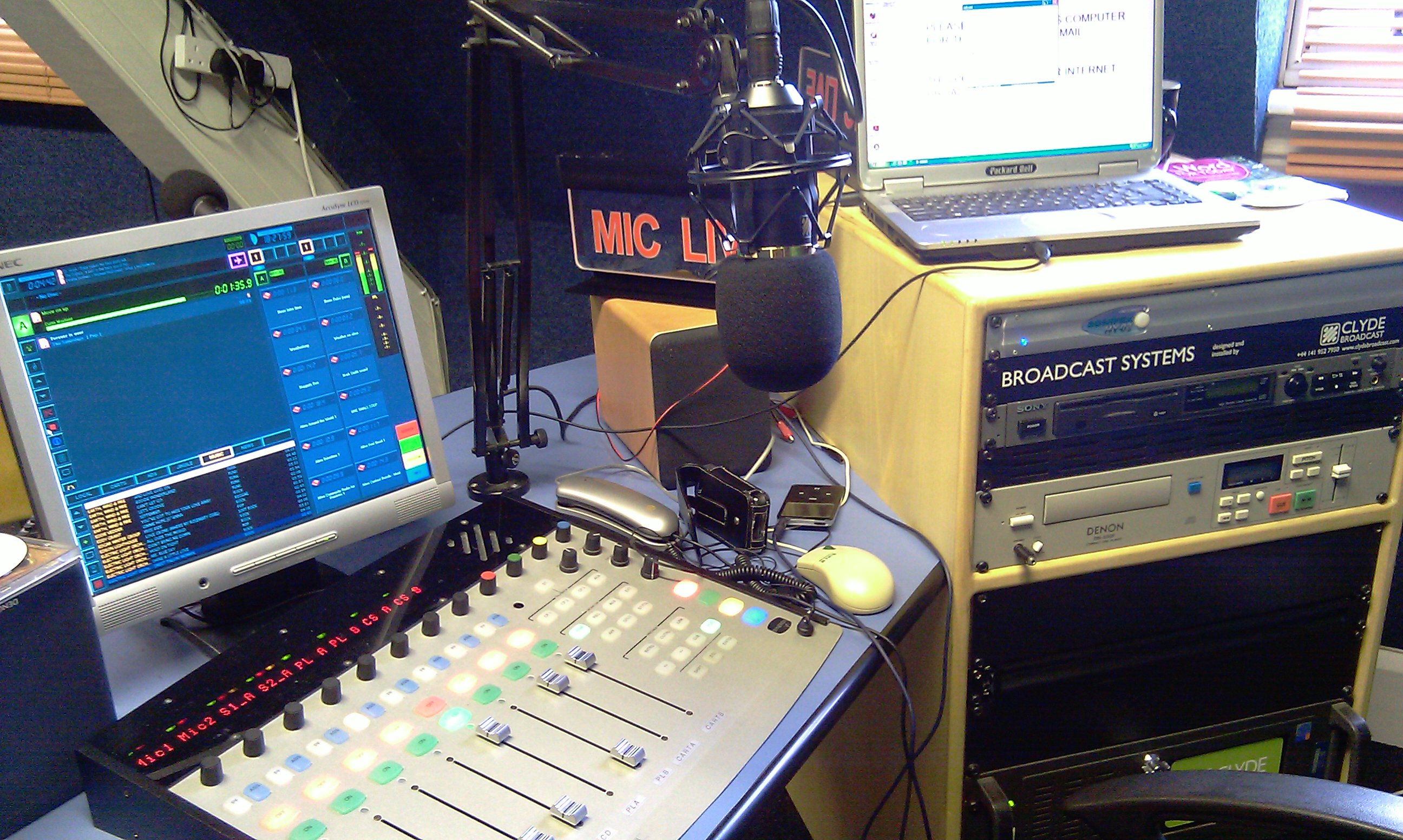 Studio console